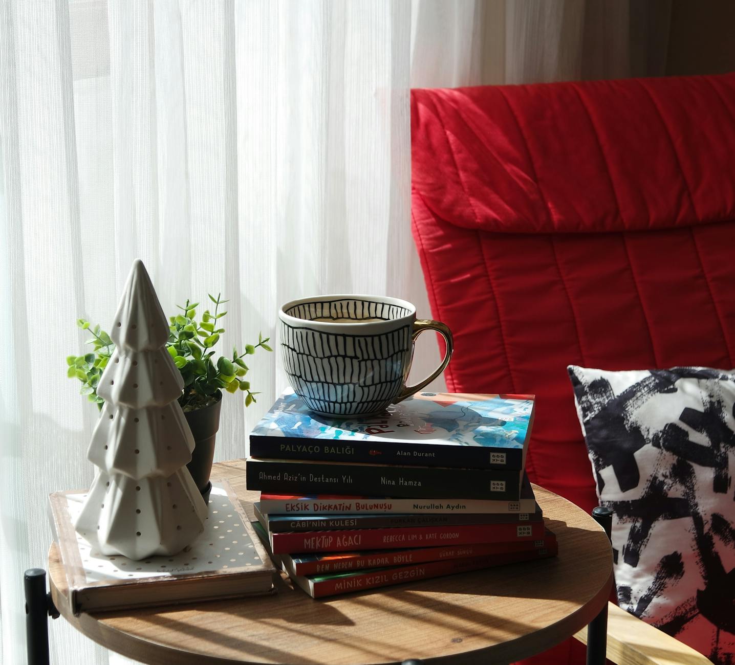 Building a Literature Spine for Your Homeschool